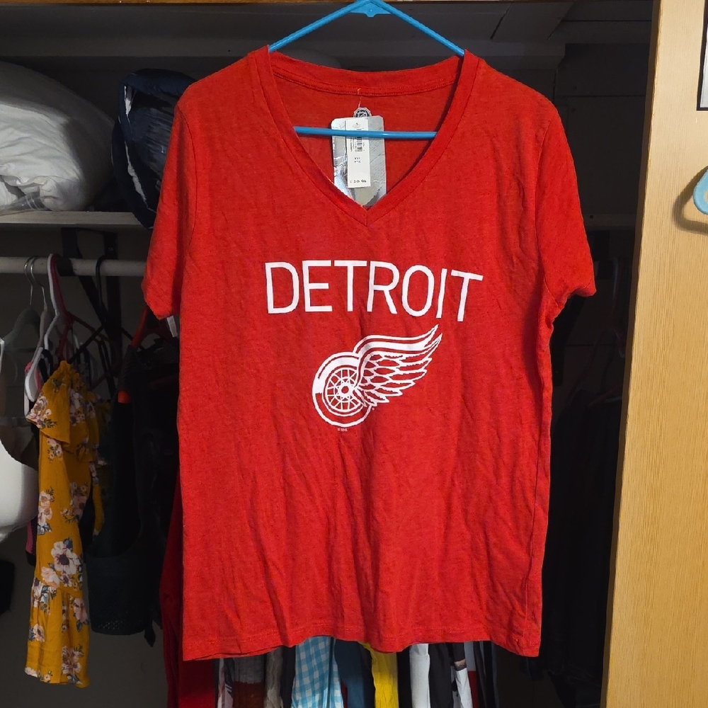 Detroit Red Wings NHL Red Officially Licensed Shirt